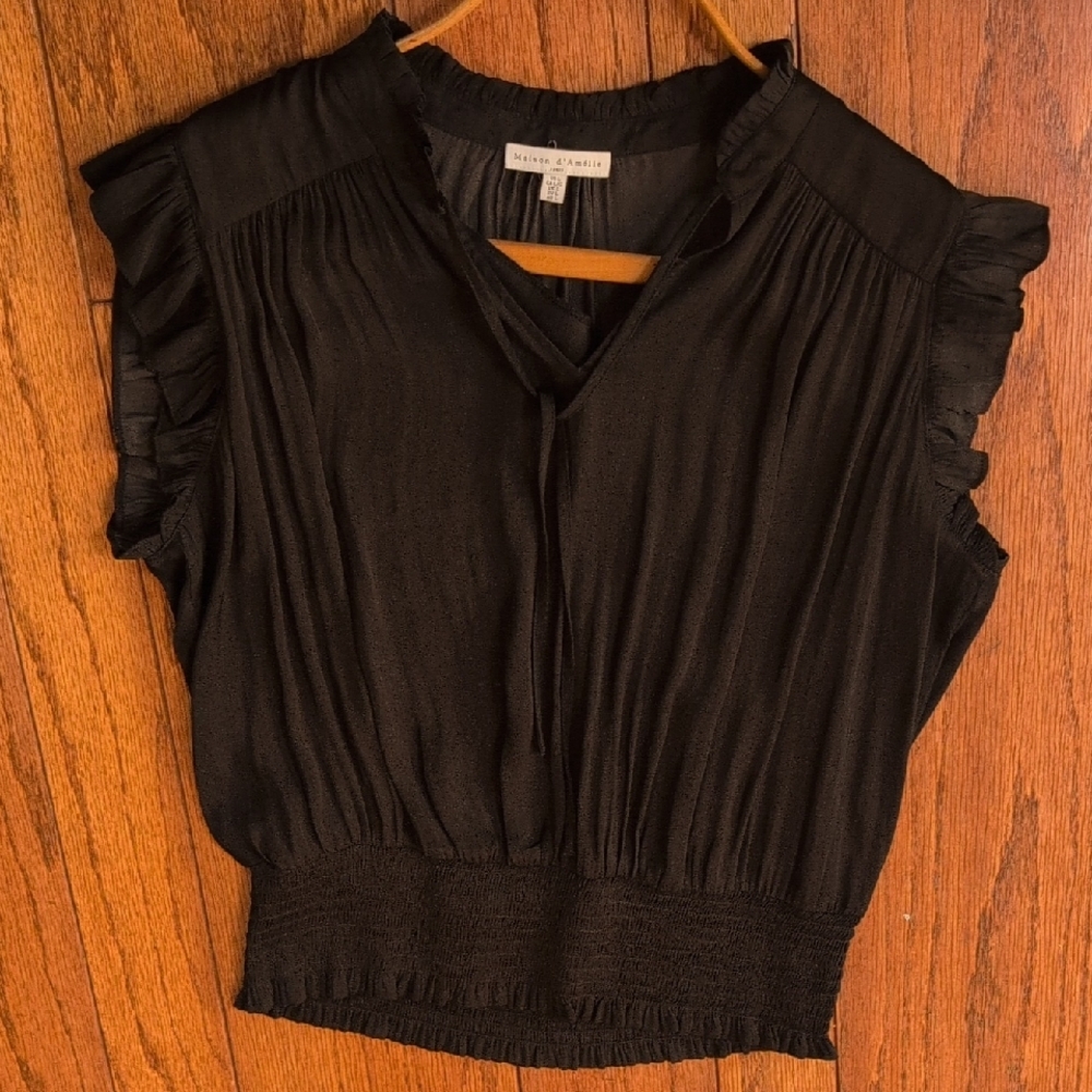 NWOT Maison d' Amelie Flowy Black Ruffled Top